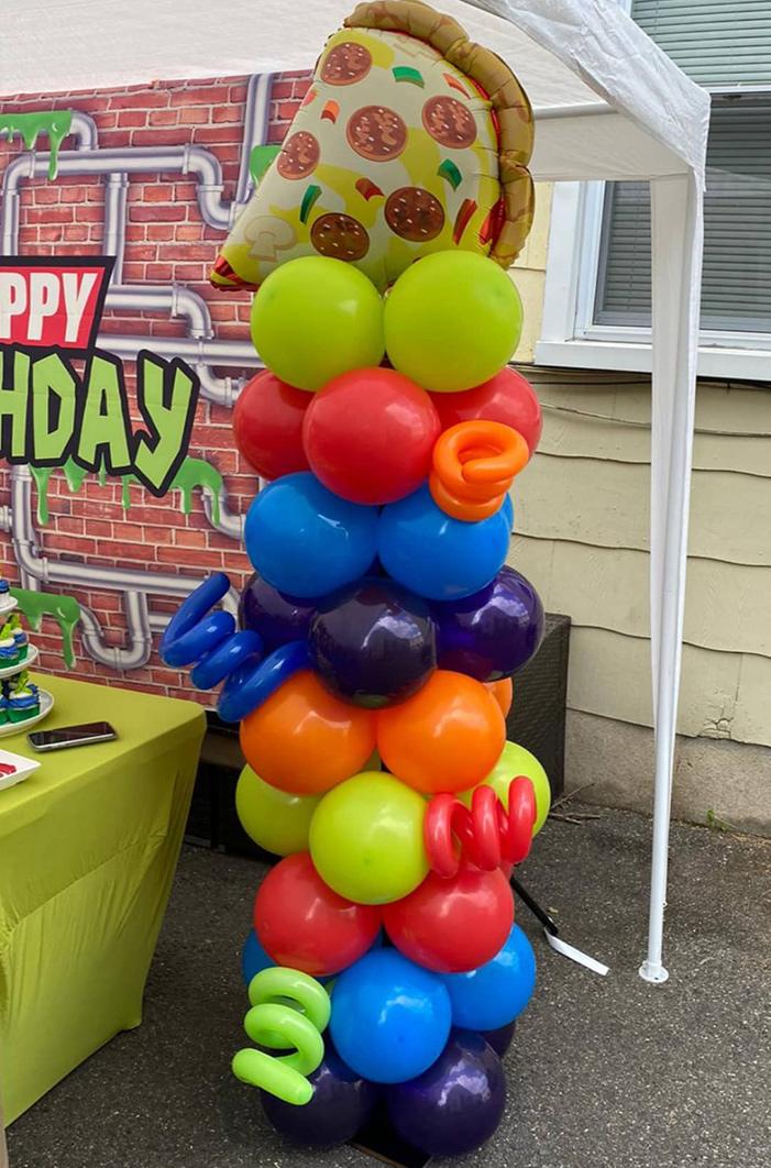 3 color balloon column